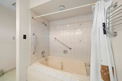 7100 Kimberley Drive, Richmond, BC 