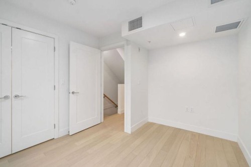 6330 Oak Street, Vancouver, BC 