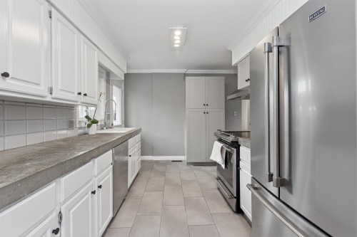 1425 William Avenue, North Vancouver, BC 