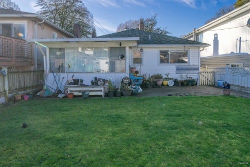 5324 Rhodes Street, Vancouver, BC 