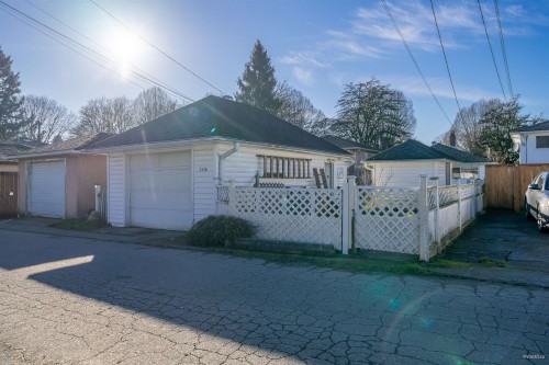 5324 Rhodes Street, Vancouver, BC 