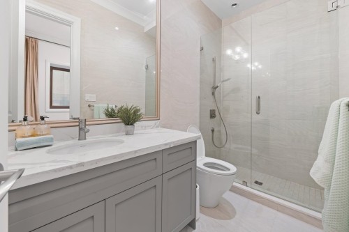 2867 44Th Avenue W, Vancouver, BC 