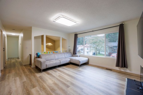 3213 Salt Spring Avenue, Coquitlam, BC 