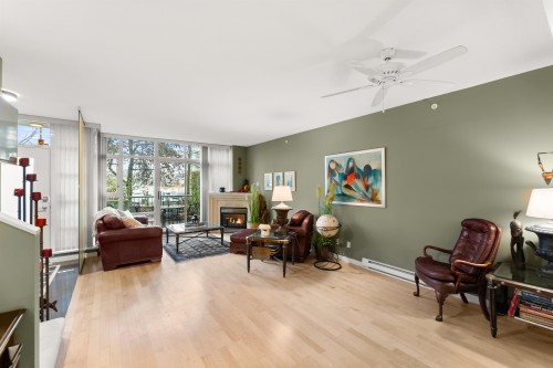 1053 Marinaside Crescent, Vancouver, BC 