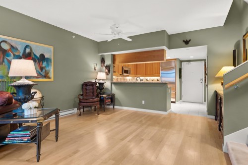 1053 Marinaside Crescent, Vancouver, BC 