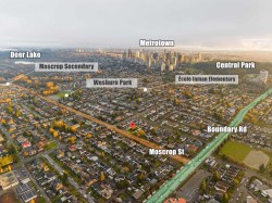 3786 Moscrop Street  Burnaby, BC V5G 2C8