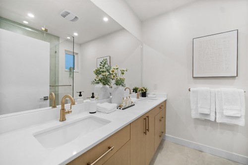 3-1536 Duthie Avenue, Burnaby, BC 