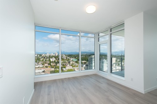 4004-680 Quayside Drive, New Westminster, BC 