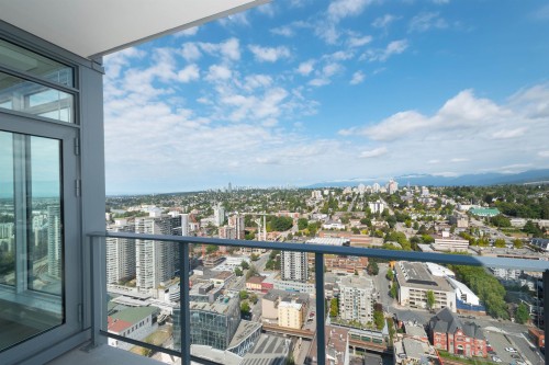 4004-680 Quayside Drive, New Westminster, BC 