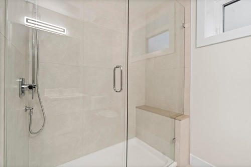 40 46Th Avenue E, Vancouver, BC 