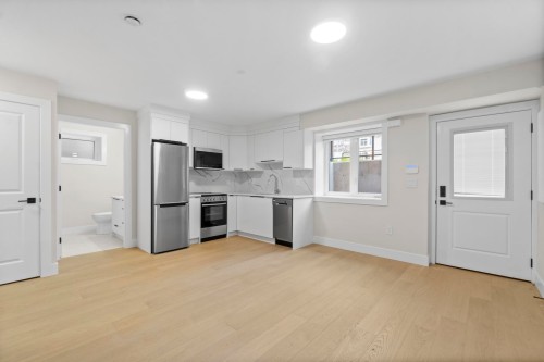 40 46Th Avenue E, Vancouver, BC 