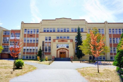 2643 8Th Avenue E, Vancouver, BC 