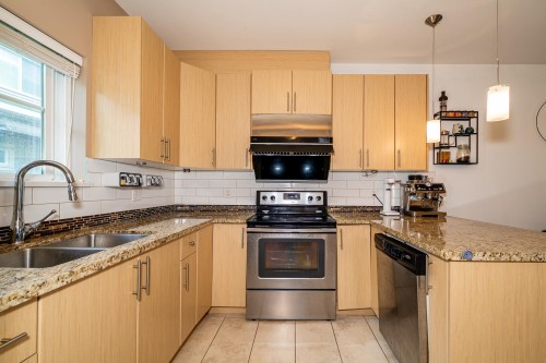 227-3888 Norfolk Street, Burnaby, BC 