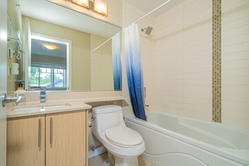 227-3888 Norfolk Street, Burnaby, BC 