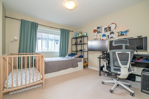 227-3888 Norfolk Street, Burnaby, BC 