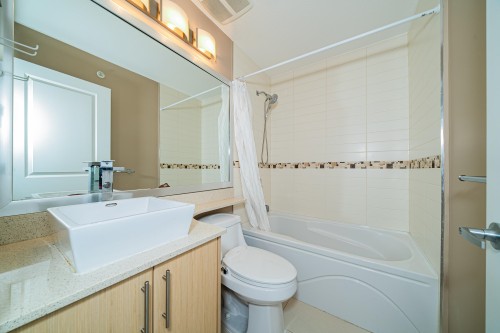 227-3888 Norfolk Street, Burnaby, BC 