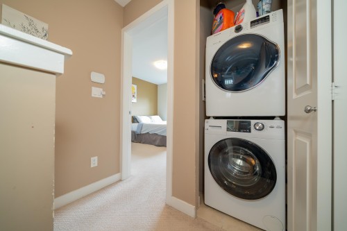 227-3888 Norfolk Street, Burnaby, BC 