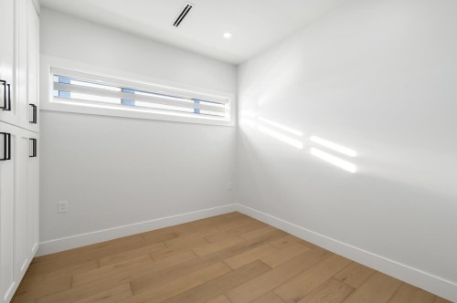 1328 64Th Avenue E, Vancouver, BC 