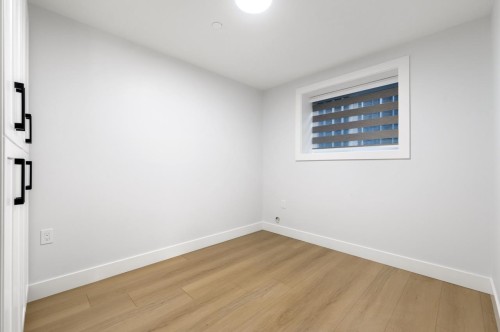 1328 64Th Avenue E, Vancouver, BC 
