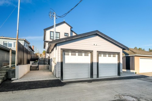 1328 64Th Avenue E, Vancouver, BC 