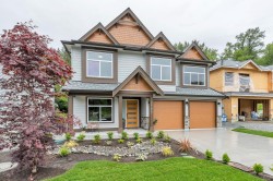 24417 Jenewein Drive  Maple Ridge, BC V2W 1H8