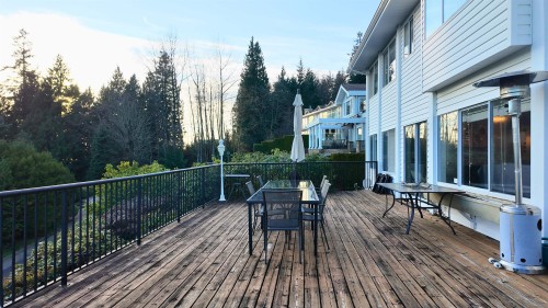 2585 Westhill Way, West Vancouver, BC 
