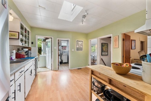 4225 John Street, Vancouver, BC 