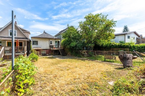 4225 John Street, Vancouver, BC 