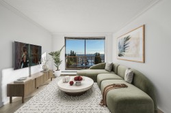 301-320 Royal Avenue  New Westminster, BC V3L 5C6