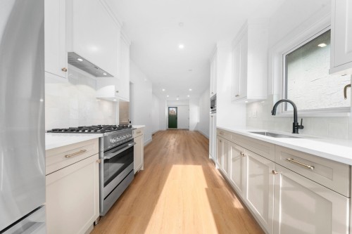 2530 Mcgill Street, Vancouver, BC 