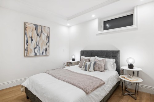 3812 15Th Avenue W, Vancouver, BC 