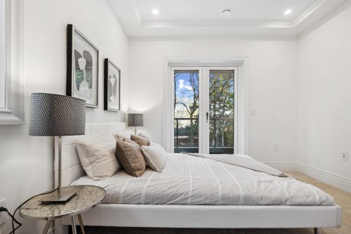 3812 15Th Avenue W, Vancouver, BC 