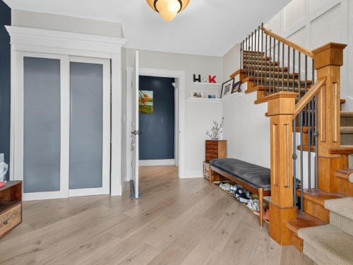 1052 Corona Crescent, Coquitlam, BC 