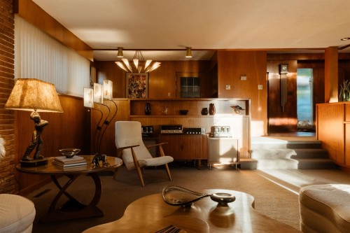 6171 Collingwood Street, Vancouver, BC 