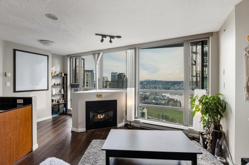 2610-501 Pacific Street  Vancouver, BC V6Z 2X6