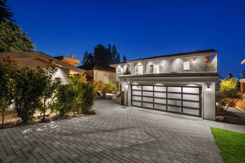 2449 Kings Avenue, West Vancouver, BC 