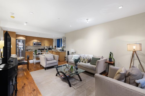 2449 Kings Avenue, West Vancouver, BC 