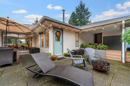 6422 Douglas Street, West Vancouver, BC 