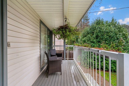 6422 Douglas Street, West Vancouver, BC 