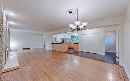 768 Como Lake Avenue, Coquitlam, BC 