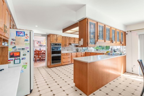 6668 Selkirk Street, Vancouver, BC 