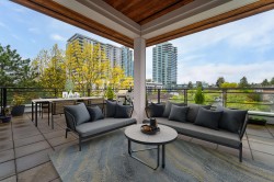PH2-7988 Yukon Street  Vancouver, BC V5X 2Y7