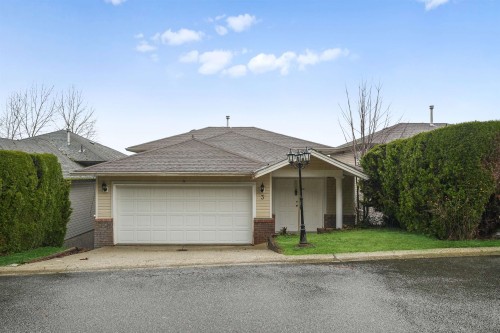 3-1615 Shaughnessy Street  Port Coquitlam, BC V3C 6K9