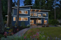 1590 Ocean Beach Esplanade  Gibsons, BC V0N 1V5