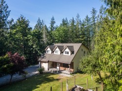 6002-- 6008 Dubois Road  Madeira Park, BC V0N 2H1