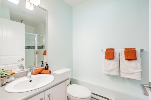 4438 Ontario Street, Vancouver, BC 