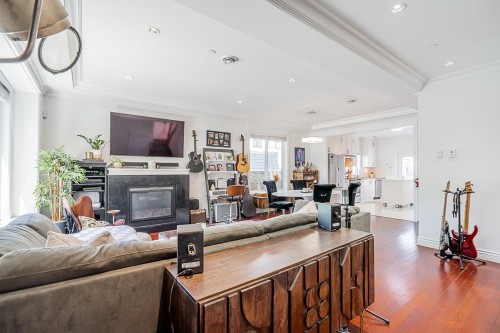 4438 Ontario Street, Vancouver, BC 