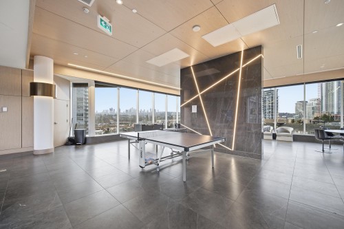 1009-4730 Lougheed Highway, Burnaby, BC 