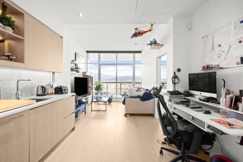 4406-4720 Lougheed Highway  Burnaby, BC V5C 0M8