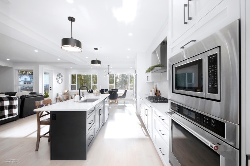 23262 137 Avenue, Maple Ridge, BC 